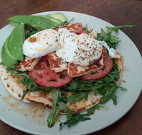 CQ CAFE - Accommodation BNB