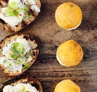 Manta Restaurant and Bar - Accommodation BNB