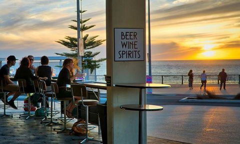 NINE 50 Restaurant & Bar - Accommodation BNB 1