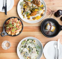 George Jones - Accommodation BNB