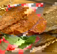 The Famished Wolf - Accommodation BNB