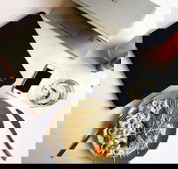 Vargas Restaurant  Bar - Accommodation BNB