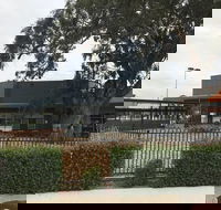 Santos Cafe And Bar - Accommodation BNB