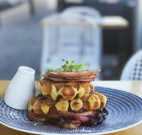 Explorers Restaurant - Accommodation BNB