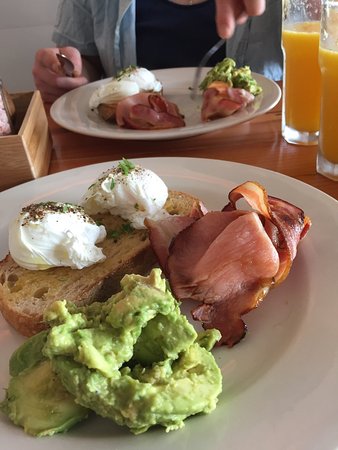 4 Kings Coffee & Food - Accommodation BNB 0