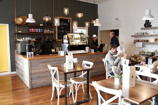 Almonds ACT Accommodation BNB
