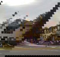 Commercial Hotel - Accommodation BNB