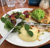 Lake Edge Cafe - Accommodation BNB