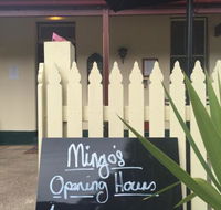 Mingo's at the Junction - Accommodation BNB