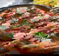 Farina Pizzeria - Accommodation BNB