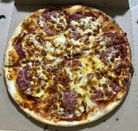 Rustica Pizza Bar - Accommodation BNB