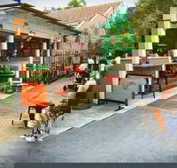 The Sneaky Grind - Accommodation BNB