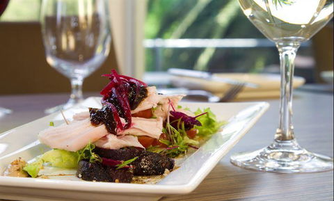 Remington Restaurant - Accommodation BNB 8