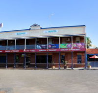 The Railway Hotel - Accommodation BNB