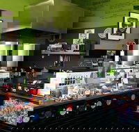 Wrapaholics - Accommodation BNB