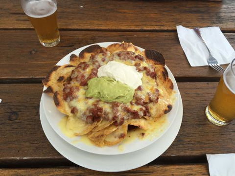 Coast Hotel Budgewoi - Accommodation BNB 0