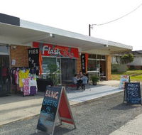 Flash Pies - Accommodation BNB