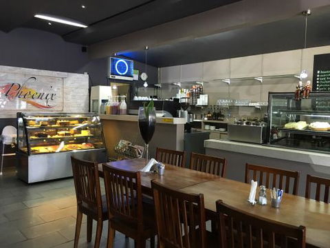 Phoenix Cafe & Grill - Accommodation BNB 0
