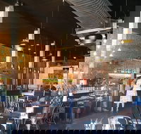 SYLO Bar  Cafe - Accommodation BNB