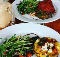 Green Room Cafe  Fruit - Accommodation BNB