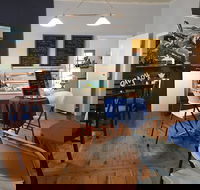 Jayes Gallery and Cafe - Accommodation BNB