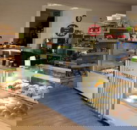 Les' Coffee and Sweets - Accommodation BNB