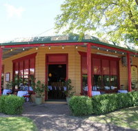 Pizza's In The Mist - Accommodation BNB