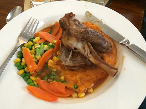 The Cork & Fork At The Commercial Millthorpe - Accommodation BNB 0