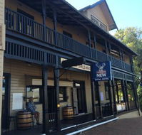The Royal Hotel - Accommodation BNB