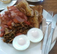 Barney's of Bookham - Accommodation BNB