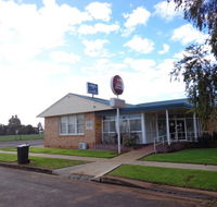 Goolgowi Ex- Servicemen's Memorial Club - Accommodation BNB
