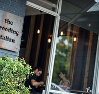 The Brooding Italian - Accommodation BNB