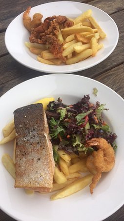 The Salty Crab Seafood Shack - Accommodation BNB 0