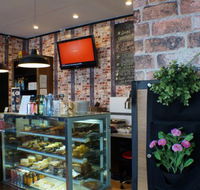 Cafe Okrich - Accommodation BNB