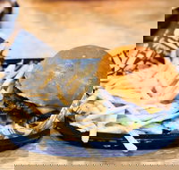 Oscy's Burgers - Accommodation BNB