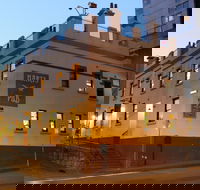 Harts Pub - Accommodation BNB