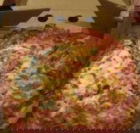 Charlie's Pizzeria - Accommodation BNB