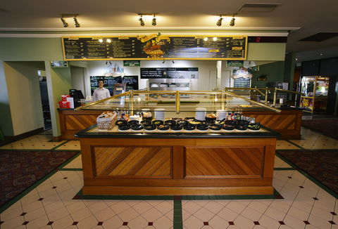 Macey's Bistro - Accommodation BNB 2