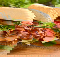 Subway - Varsity Lakes - Accommodation BNB