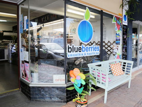Blueberries Smoothie And Health Bar - Accommodation BNB 1