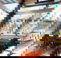 North Lakes Tavern - Accommodation BNB