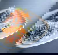 Treehouse Lounge - Accommodation BNB