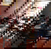 Cinta Raya Restaurant - Accommodation BNB