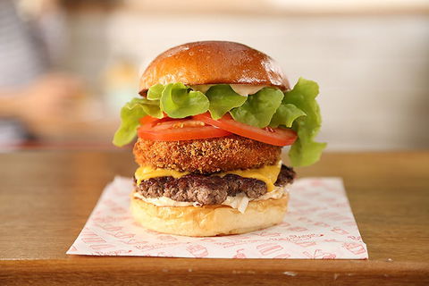 Betty's Burgers & Concrete Co. - Chermside - Accommodation BNB 0