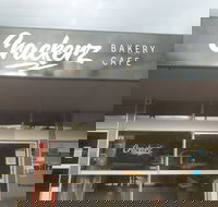 Crackerz Bakery - Accommodation BNB
