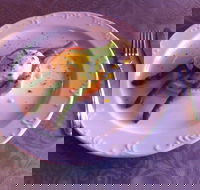 Riverside Bar and Restaurant Mount Seaview Resort - Accommodation BNB