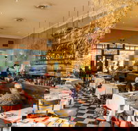 Silk's Brasserie - Accommodation BNB