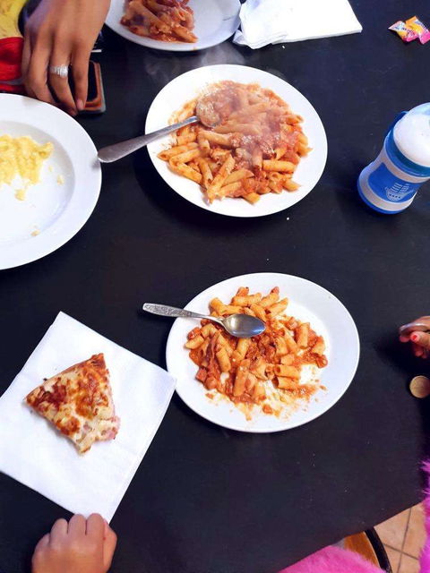Peles Pizza & Pasta - Accommodation BNB 0