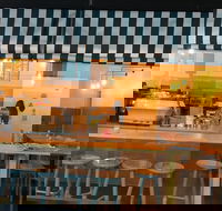 Seven Creeks Hotel - Accommodation BNB