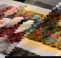 Vivaldi Italian Kitchen  Pizza - Accommodation BNB